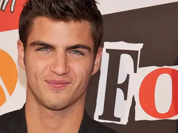 Maxi Iglesias Maxi Iglesias