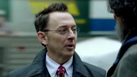 Michael Emerson, en su papel de Mr,Finch Michael Emerson, en su papel de Mr,Finch