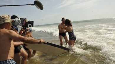 M&aacute;s de: El tiempo entre costuras c6