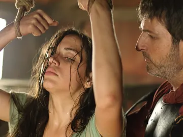 Ana de Armas y Jesús Olmedo en 'Hispania' Ana de Armas y Jesús Olmedo en 'Hispania'