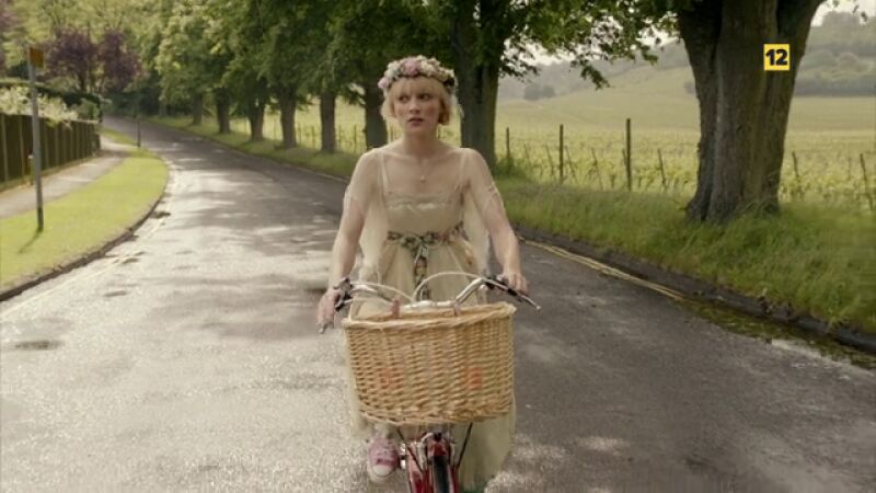 'Mayday', la historia de la desaparición de una joven en una pequeña comunidad