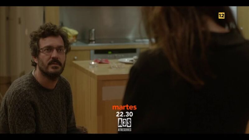 Eric conocerá a Anna, una chica llena de misterio, en 'Citas'