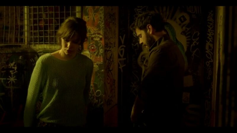 Paula se aprovecha de David para olvidarse de su ex novio