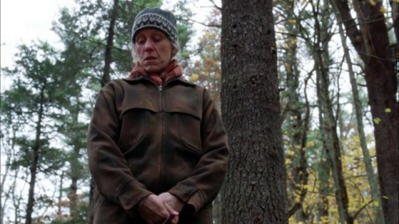 Henry muere mientra Olive está de viaje