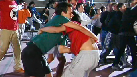 Quimi se pelea con los alumnos del Silvano Quimi se pelea con los alumnos del Silvano