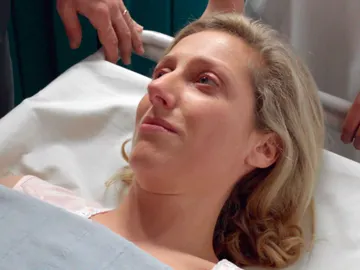 Rita entra en quirófano con temor a no despertar Rita entra en quirófano con temor a no despertar