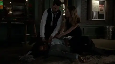 Frame 89.250285 de: Jane tiene que pillar al asesino de la fiesta Frame 89.250285 de: Jane tiene que pillar al asesino de la fiesta