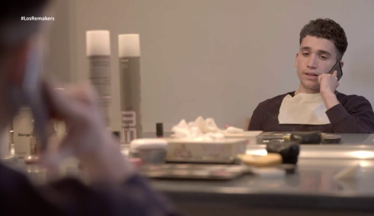 Jaime Lorente recibe la noticia de que 'Los Remakers' versionarán 'La casa de papel'