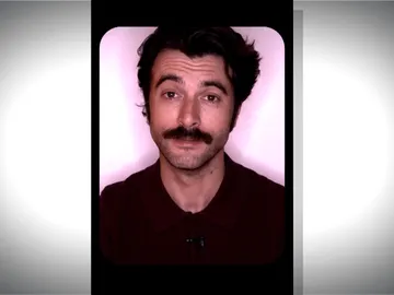 Javier Rey tendrá que decidir si prefiere 'Velvet' o 'Fariña' Javier Rey tendrá que decidir si prefiere 'Velvet' o 'Fariña'