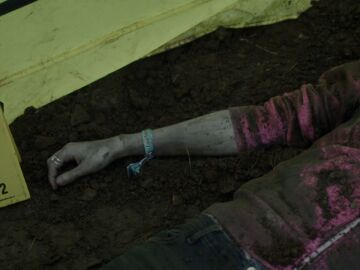 Encuentran los restos de la niña que desapareció hace un par de semanas enterrados bajo tierra