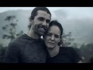 El padre de la familia iba a abandonarles y llevarse todo el dinero que tenían ahorrado El padre de la familia iba a abandonarles y llevarse todo el dinero que tenían ahorrado