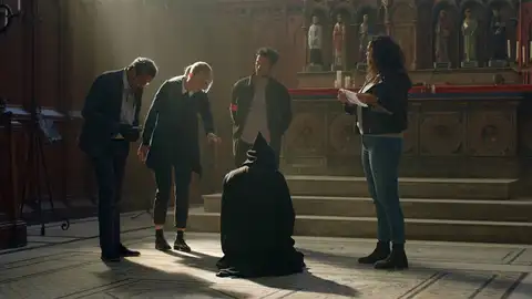 Investigan la muerte de un monje que oculta la identidad de su homicida Investigan la muerte de un monje que oculta la identidad de su homicida