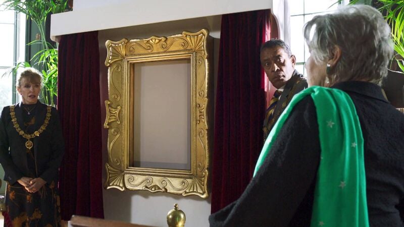 Roban un valioso cuadro de una sala protegida por un joven agente de Shipton Abbott