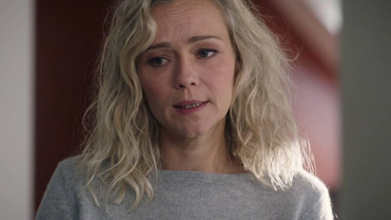  La jueza Justine oculta a su hija su idilio con el inspector Alain 