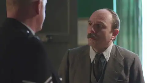 Inspector Mallory padre brown