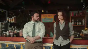 Regreso al paraíso - La jefa de una peluquería muere mientras sus compañeras la preparan una fiesta sorpresa Regreso al paraíso - La jefa de una peluquería muere mientras sus compañeras la preparan una fiesta sorpresa