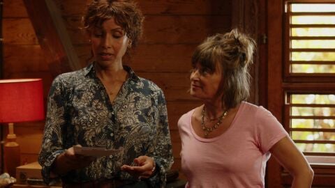 Crimen en el tr&oacute;pico - El pintor Sebastian muere y en sus obras quiz&aacute;s est&eacute; la pista para encontrar a quien lo mat&oacute;