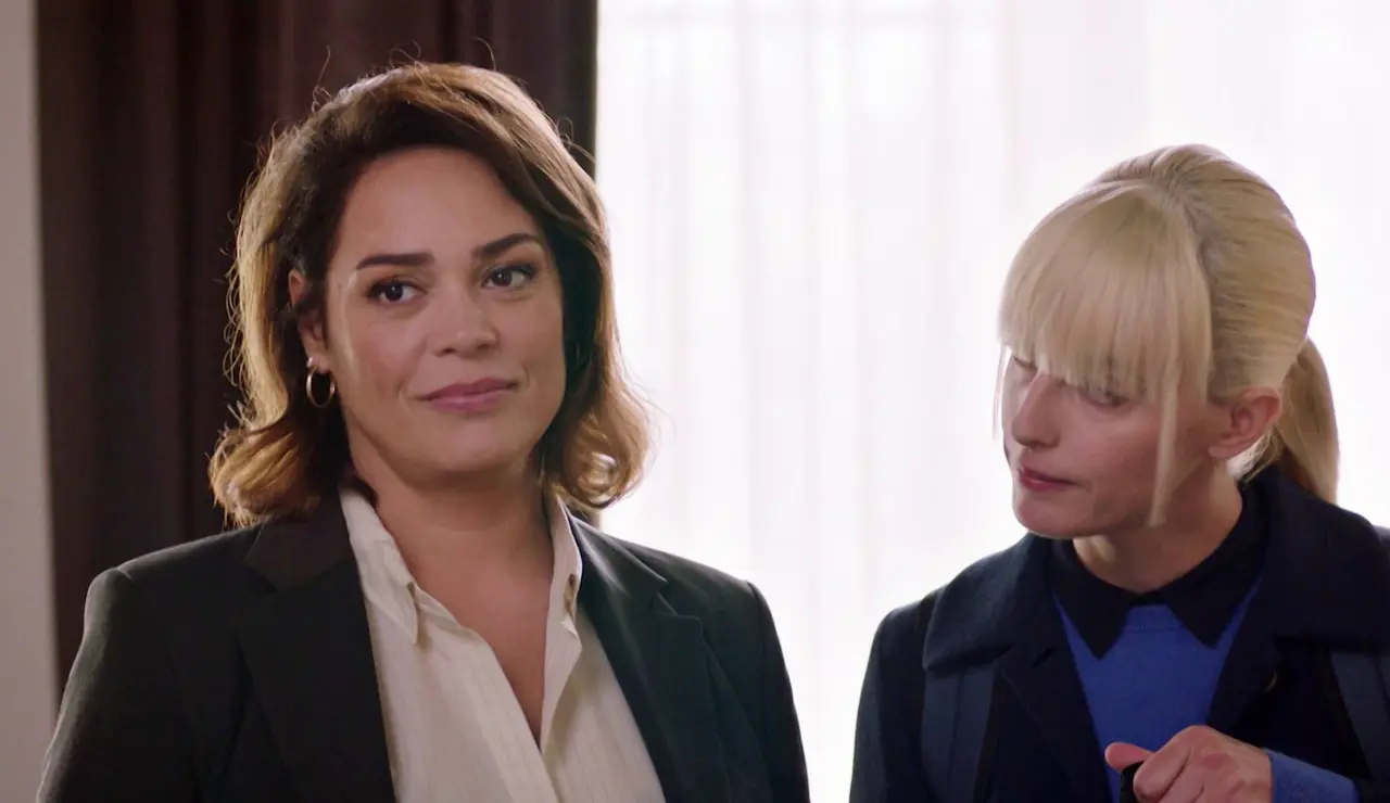 Raphaëlle Coste se interesa por el comandante Doinot más allá del caso