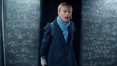 Bright minds - Astrid descubre una habitaci&oacute;n secreta en un almac&eacute;n