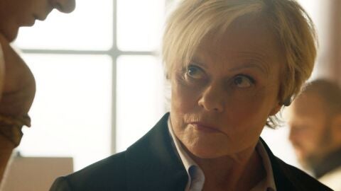 Un cad&aacute;ver convertido en obra de arte: el inquietante caso que investiga Louise