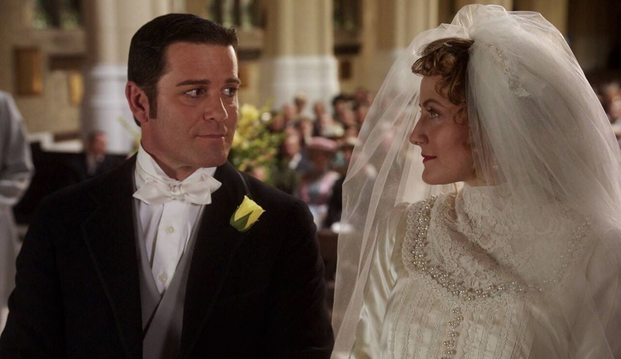 La doctora Ogden y William Murdoch se dan el 's&iacute;, quiero' en una ceremonia llena de emoci&oacute;n