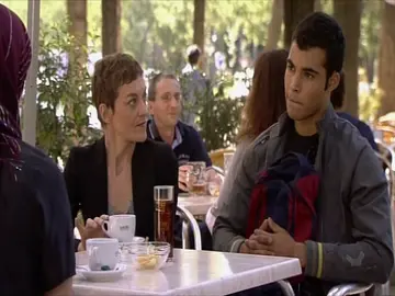 Román no quiere ver a su madre Román no quiere ver a su madre