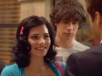 Yoli habla con Enrique Yoli habla con Enrique