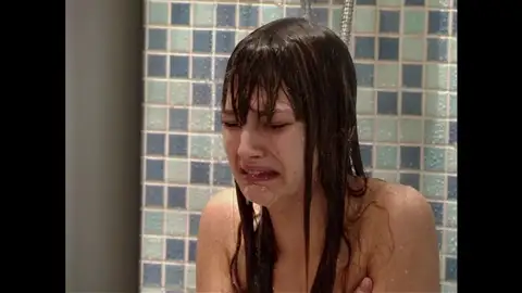 Frame 20.943747 de: Ruth intenta suicidarse Frame 20.943747 de: Ruth intenta suicidarse