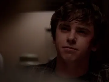 Frame 51.157663 de: Norman confiesa el asesinato de la señorita Watson Frame 51.157663 de: Norman confiesa el asesinato de la señorita Watson