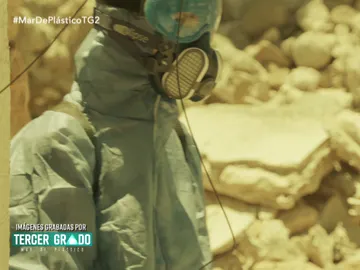 Nueva pista sobre el asesino: el traje de fumigador Nueva pista sobre el asesino: el traje de fumigador