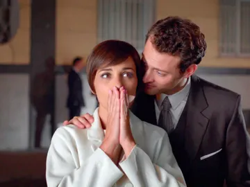 La sorpresa de Carlos que deja a Ana sin palabras La sorpresa de Carlos que deja a Ana sin palabras