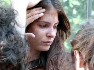 La lucha de los personajes femeninos en las escenas de acción La lucha de los personajes femeninos en las escenas de acción