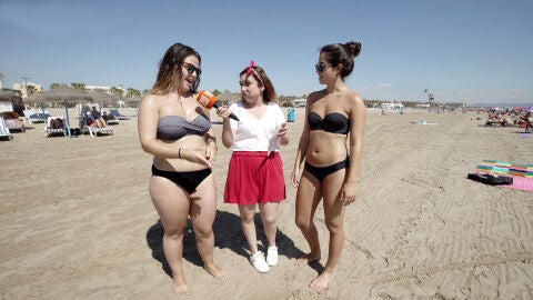 La m&iacute;mica m&aacute;s playera de 'La chica de las series'