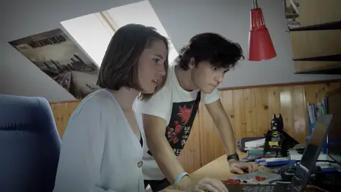 Disfruta del capítulo 10 de 'Por muchas razones' Disfruta del capítulo 10 de 'Por muchas razones'