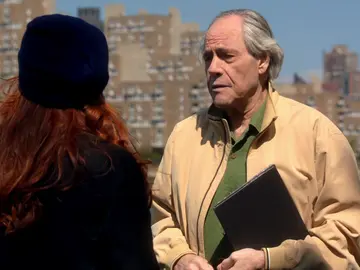 Laura necesita la ayuda de su padre con el que está muy distanciada Laura necesita la ayuda de su padre con el que está muy distanciada