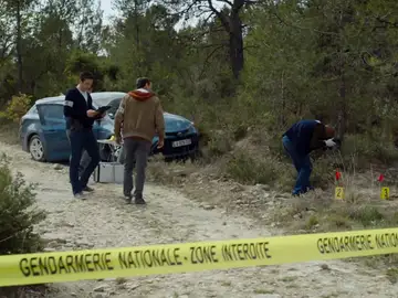 El asesino está camuflado entre el cuerpo de policías y entra el pánico en la comisaria de Montpellier