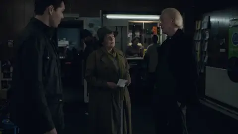 Encontrado el cadáver de un joven por el olfato de un perro en medio del río Encontrado el cadáver de un joven por el olfato de un perro en medio del río