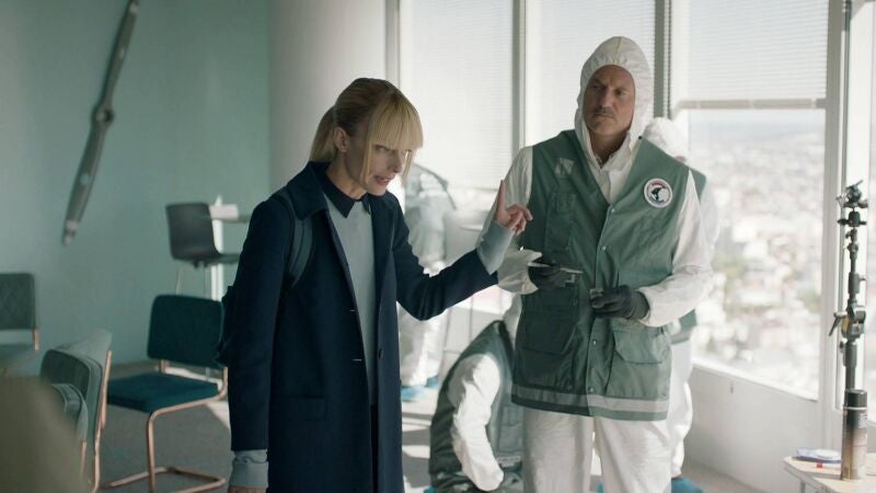 La muerte de un abogado sobrecoge a Astrid y a Nielsen: lo mataron en una sala donde había 12 personas con él