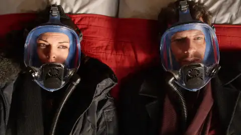 Forever - Henry Morgan y Jo hacen la prueba que sufrió una víctima para ver si mueren o no Forever - Henry Morgan y Jo hacen la prueba que sufrió una víctima para ver si mueren o no