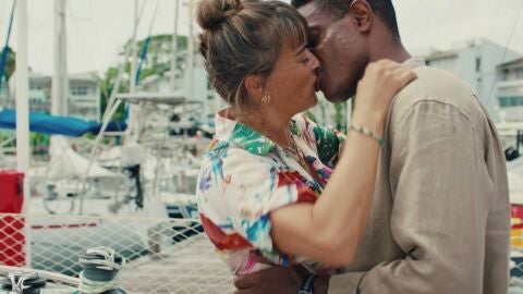 Crimen en el trópico - Crivelli y Jason se reconcilian