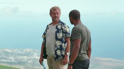 Gaspard y Jackson van al lugar de los paracaidistas