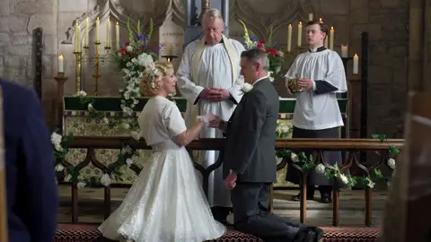 Edgar descubre un terrible secreto sobre su padre el día de su boda Edgar descubre un terrible secreto sobre su padre el día de su boda