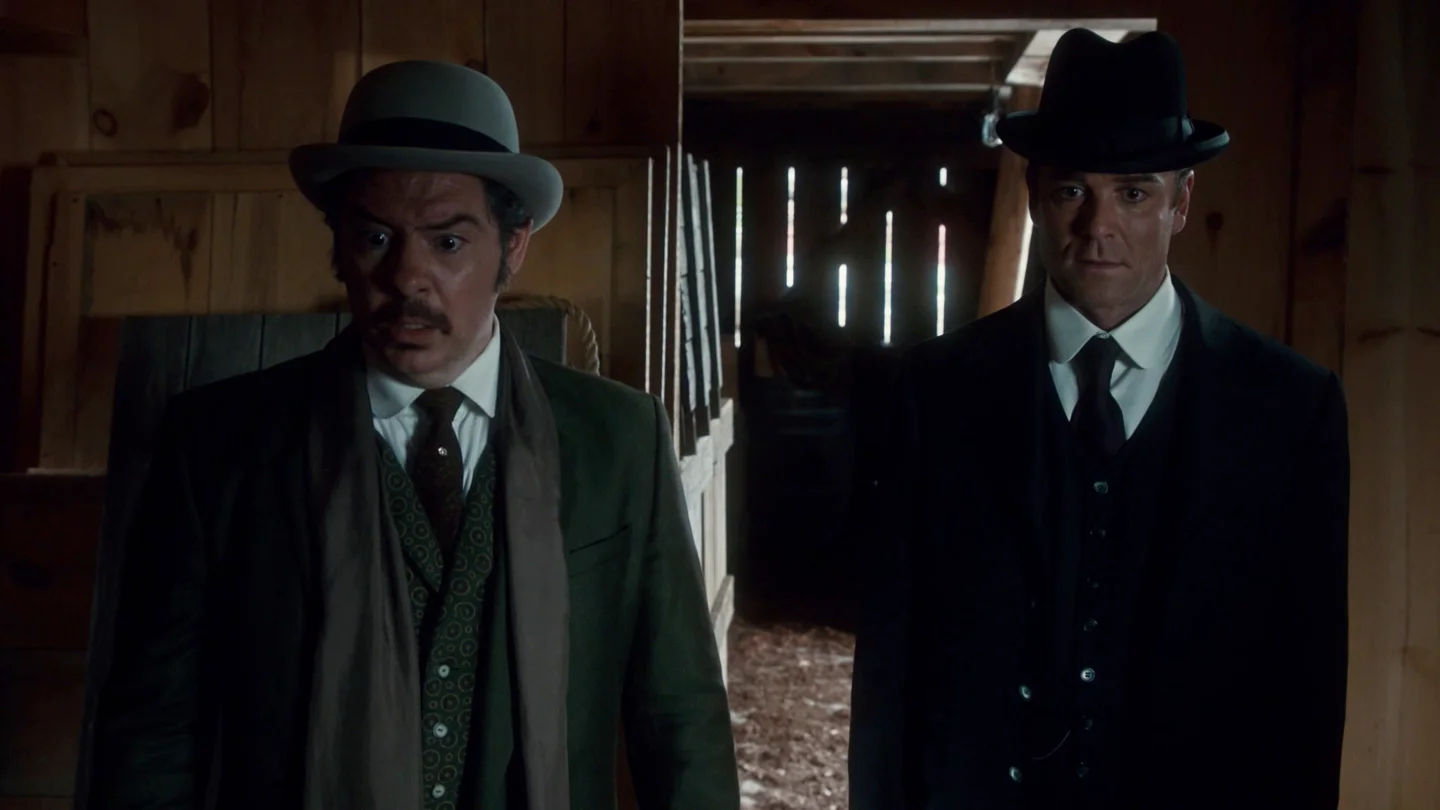 Un detective busca a Murdoch por el robo de un tesoro Un detective busca a Murdoch por el robo de un tesoro